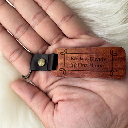 Wooden personalized keychain - Harkak Creative